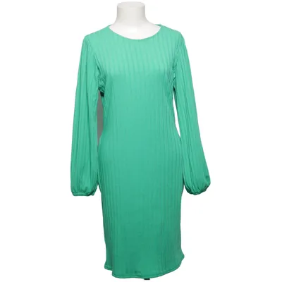 Klänning (Grön) från Sisters Point Elastan, Polyester