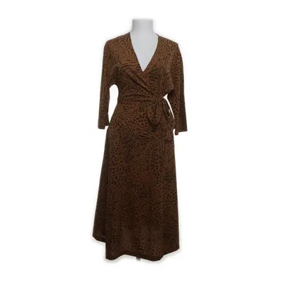 Dress (Beige, Black) from Ichi Polyester