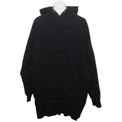 Sweat à capuche (urban classics, hoodie, black hoodie, oversized hoodie, oversized, streetwear, street style, casual, minimalist, basic, unisex, mens hoodie, womens hoodie, cotton hoodie, pullover hoodie, kangaroo pocket, plain black, monochrome, everyday wear, comfort, cozy, relaxed fit, loose fit, oversized fashion, hip hop, skate, skater, grunge, goth, emo, alternative, rock, heavy metal, punk, y2k, tiktok, aesthetic, techwear, darkwear, festival, rave, urban fashion, gym, training, sportswear, outdoor, layering, autumn, winter, spring, black outfit, neutral style, capsule wardrobe, loungewear, travel, camping, hiking, street fashion, fashion, trendy, minimalist clothing, classic hoodie, warm hoodie, soft fabric, basic wardrobe, everyday hoodie, oversized sweatshirt, hoodie dress, cozy style, oversized black hoodie, casual outfit, modern style, relaxed clothing, boho, bohemian, hippie, yoga, comfort wear, homewear, weekend outfit, simple fashion, timeless, all season, oversized streetwear, skate style, black sweatshirt, gift idea, one color, comfy hoodie, minimal fashion, everyday essential) de Urban Classics Coton, Polyester