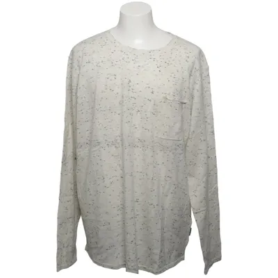 Sweater (White, Black) from Your Turn Acrylic