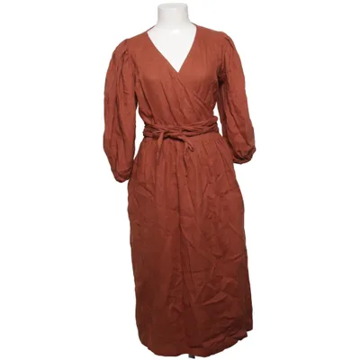 Robe portefeuille (Marron) de Simply Grey