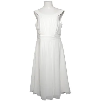 Robe de cocktail (Blanc) de Venitti