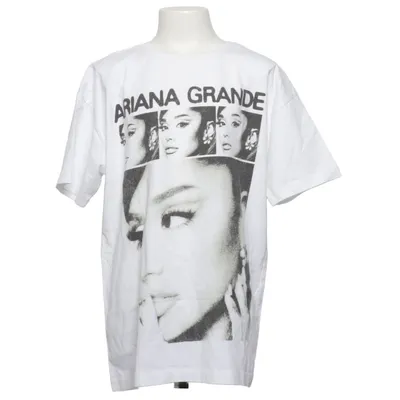 T-shirt (White) from Ariana Grande