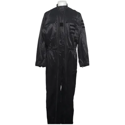 Overall (Coverall, workwear, work overall, mechanic coverall, mechanic suit, mechanic overalls, boiler suit, boilersuit, one piece coverall, industrial coverall, utility suit, utility coverall, tactical coverall, black coverall, zip front coverall, full body suit, outdoor coverall, waterproof coverall, windproof coverall, insulated coverall, winter coverall, rain suit, protective suit, protective clothing, heavy duty, rugged, durable, premium workwear, GK Pro, electrician, electrical work, electrical maintenance, maintenance technician, service technician, engineer, industrial worker, construction, builder, contractor, mechanic, garage, automotive, auto repair, welding, fabrication, machine shop, workshop, factory, warehouse, logistics, farming, agriculture, forestry, landscaping, fishing, hunting, bushcraft, survival, camping, utility clothing, cargo style, tactical clothing, military style, security uniform, patrol, field work, rescue, outdoor gear, professional equipment, tradesman, PPE, safety clothing, work clothes, work outfit, performance wear, ergonomic, comfort fit, XXL, men's workwear, unisex, adventure, practical, minimalist, monochrome, streetwear, gorpcore, techwear, workcore, normcore, functional fashion, utility fashion, TikTok, viral, trending, influencer, bestseller, premium quality, authentic, rare, hard to find.) from GK Pro