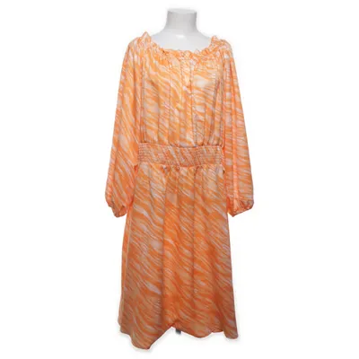 Blus (Orange, Vit) från Pernilla Wahlgren