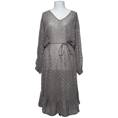 Robe (Gris, Or) de Unmade Copenhagen Viscose