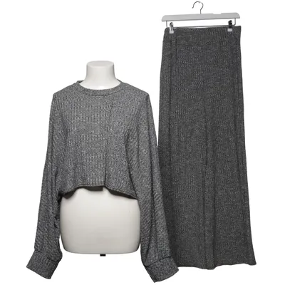 Ensemble (Gris) de Boohoo Élasthane, Polyester