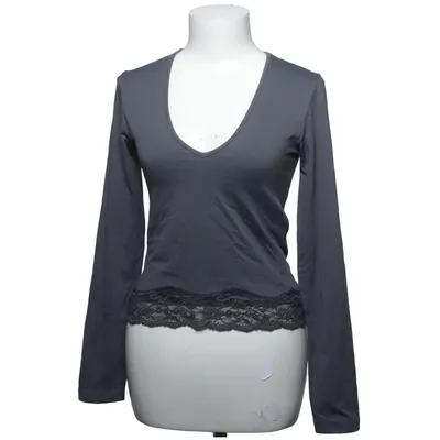 Top (y2k • lace • lace trim • long sleeve • fitted • v-neck • feminine • romantic • minimalist • layering • basic • office • date night • 2000s • soft girl) from Clothes Elastane, Polyamide