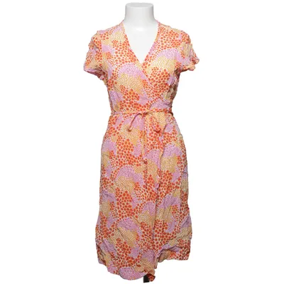 Robe portefeuille (Rose, Orange, Multicolore) de By Kjederqvist Viscose