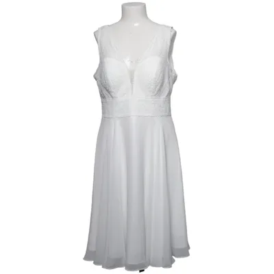Dress (White) from Magic Bride