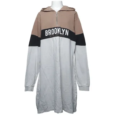Robe à capuche (Beige, Marron, Noir) de UNQ Coton