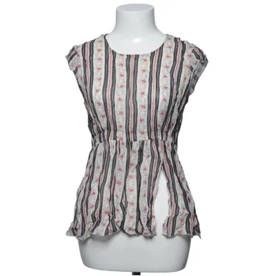 Haut (Blanc, Noir, Rouge) de Prêt à Porter
