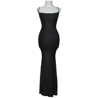 Robe longue (Noir) de Skins