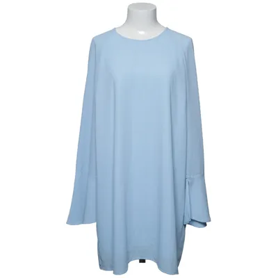 Tunique (Fluid Sleeve Shift Dress) de NLY Trend Polyester