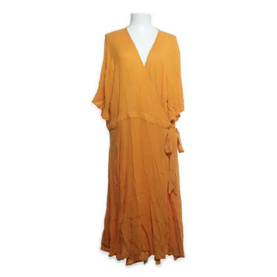 Omlottklänning (Orange) från ONLY Carmakoma Viskos