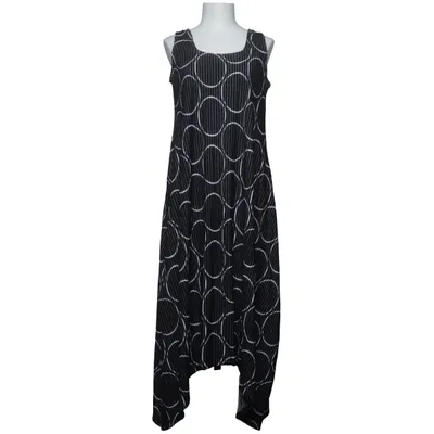 Maxikjole (Sort, Hvid) fra Trine Kryger Simonsen Elastan, Polyamid, Viscose