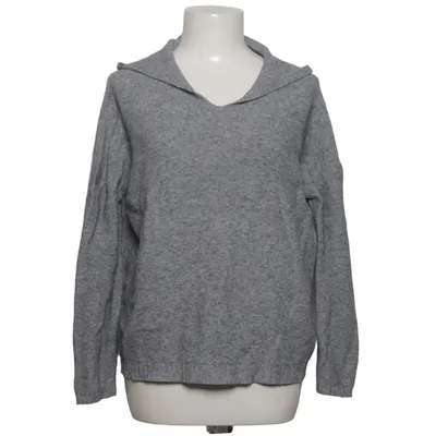 Hoodie (Gray) from Anna Justper
