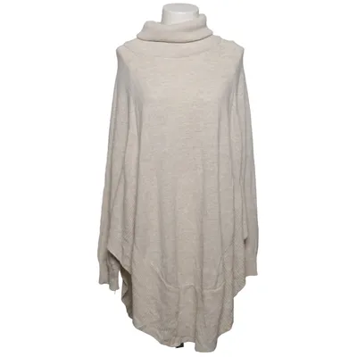 Turtleneck (Beige) from Refka Acrylic