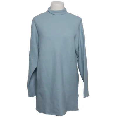 Turtleneck (Blue) from Monokel