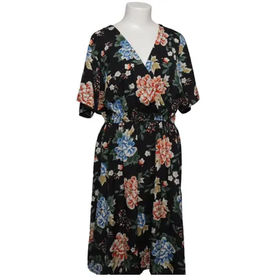 Klänning (Svart, Blå, Röd, Grön) från Yours Polyester