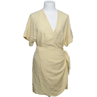 Wikkeljurk (Geel) van Benetton Viscose