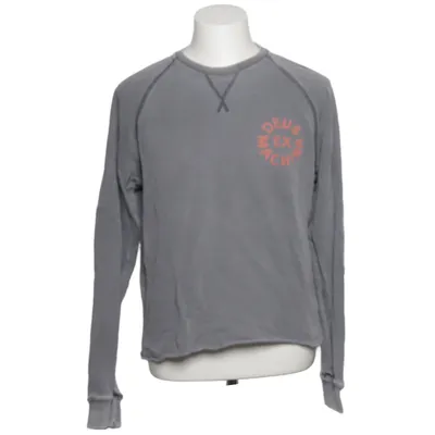 Collegetröja (Grå) från Deus Ex Machina