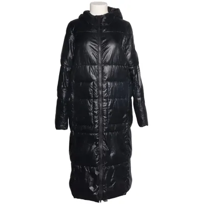 Winter coat (Black) from Ecoalf Recycled polyester