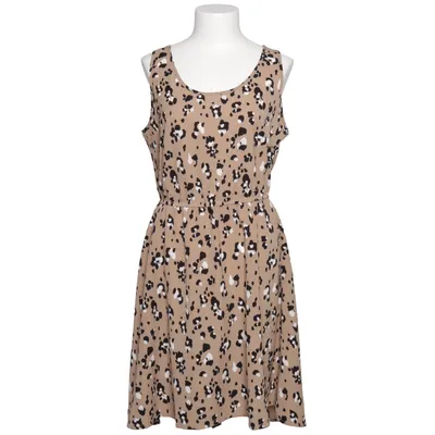 Kjole (ONLNOVA LIFE LUX S/L SARA DRESS AOP) fra ONLY Genanvendt polyester