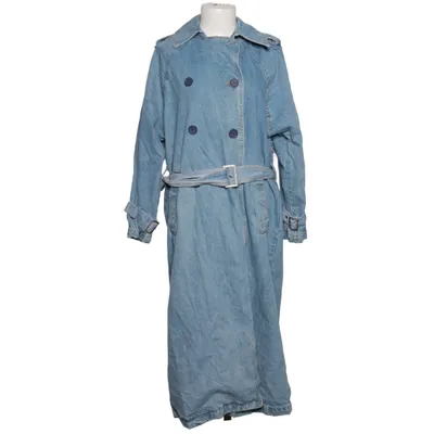 Trenchcoat (Trench Fit) från Stradivarius Bomull