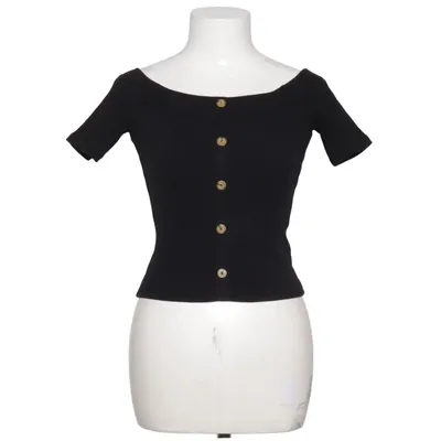 Top (Black) from Review