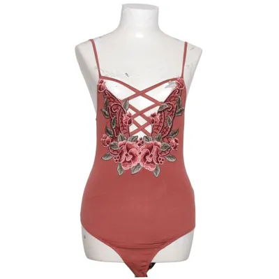 Body (Röd) från Charlotte Russe Polyester