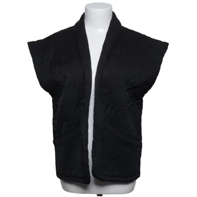 Outer vest (Black) from Senes
