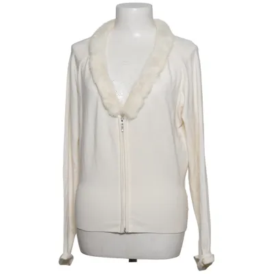 Cardigan (White) from Tom Tompson