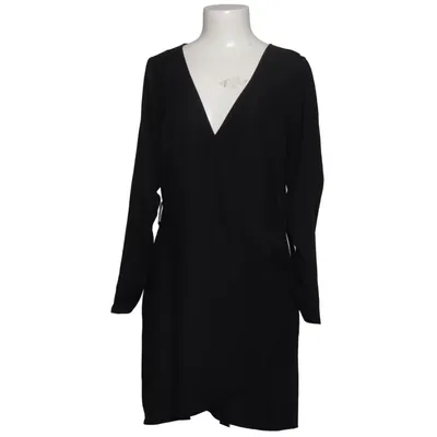 Robe portefeuille (Wrapped Mini Dress) de Milenalesecret x NA-KD Polyester