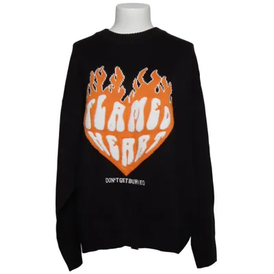 Tröja (Svart, Orange, Vit) från FB Sister Akryl