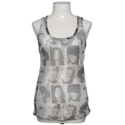 Tank­top (Grau, Weiß, Schwarz) von Fishbone