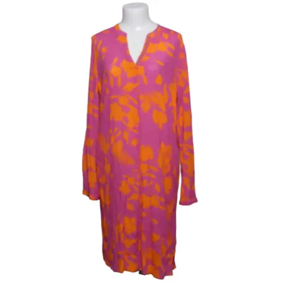 Klänning (Lila, Orange) från Emily van den Bergh Viskos