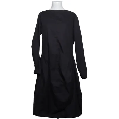 Dress (Black) from Vida