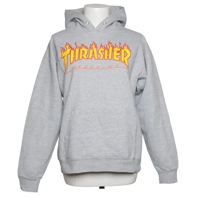 Huvtröja (Flame Logo) från Thrasher