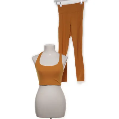 Ensemble de vêtements de sport (Marron) de Girlfriend Collective Élasthane, Polyester recyclé