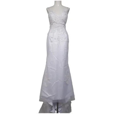 Wedding dress (White) from Lanting