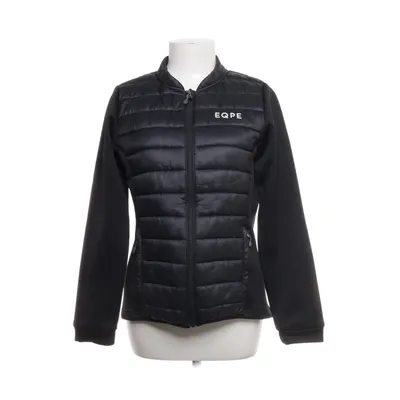 Skidjacka (Svart) från EQPE Återvunnen polyester