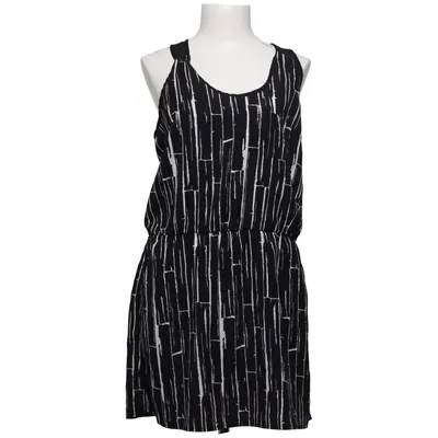 Dress (Black, White) from Peppermint Polyester
