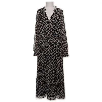 Klänning (UC21.12W41) från Marc Cain Polyester