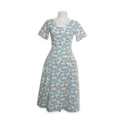 Klänning (Vit, Flerfärgad) från Daisy Dapper
