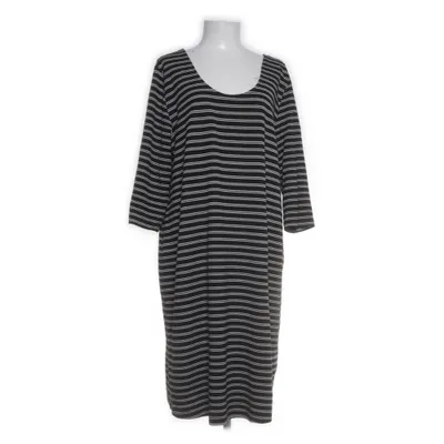 Klänning (Svart, Vit) från Sara Lindholm Elastan, Polyester, Viskos