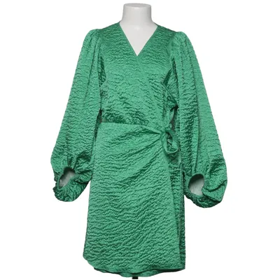Wrap dress (Green) from Nerve By No Mans Label