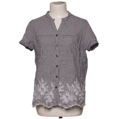 Short sleeve shirt (Black, White) from Cacoe