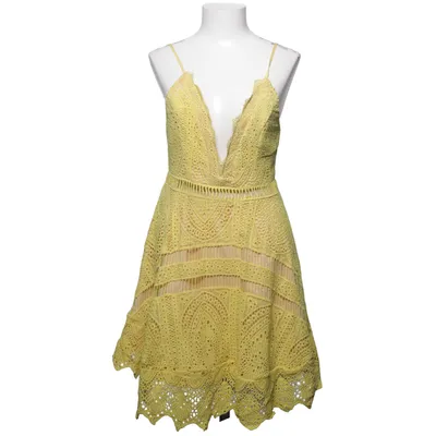 Robe de cocktail (Jaune) de Love Triangle