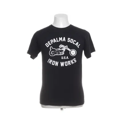 T-shirt (Svart) från DePalma